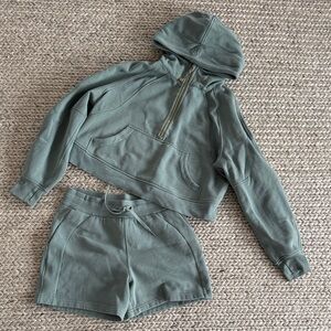 Lululemon Athletica Teal Apparel